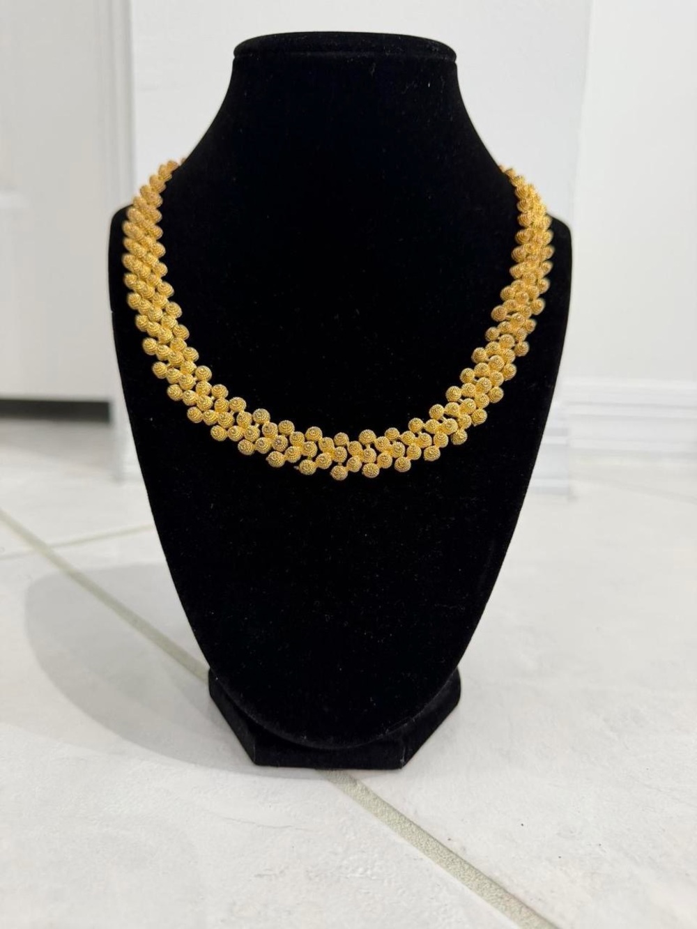 Vintage Gold-Tone Necklace - Women Jewelry